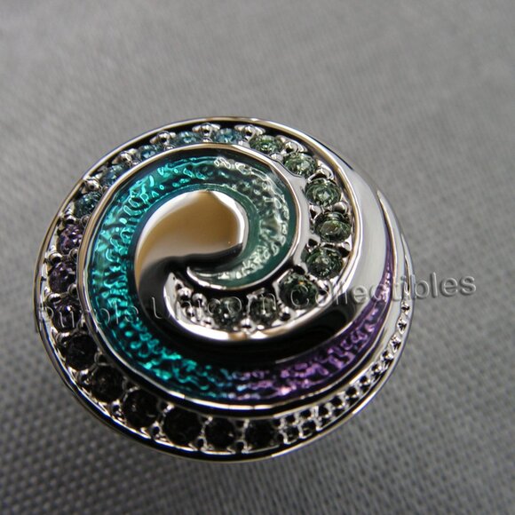 Swarovski Crystal Tac Pins Set of 3 SCS 2011-2012-2013 Events - Picture 3 of 4